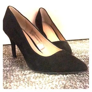 Black heels, size 6